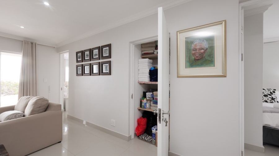 4 Bedroom Property for Sale in Agulhas Western Cape